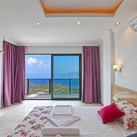Soho Villa *
